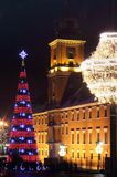 świąteczna iluminacja Warszawy, Trakt Królewski, Plac Zamkowy, choinka i Zamek Królewski