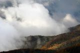 W chmurach, poranek na Wetlińskiej, Bieszczady