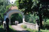 Wieś Wiele na Kaszubach, Kalwaria, kapliczka ' nad Cedronem ' Kaszuby, Polska