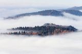 Mgły nad Żukowem, widok z Jaworników, Bieszczady